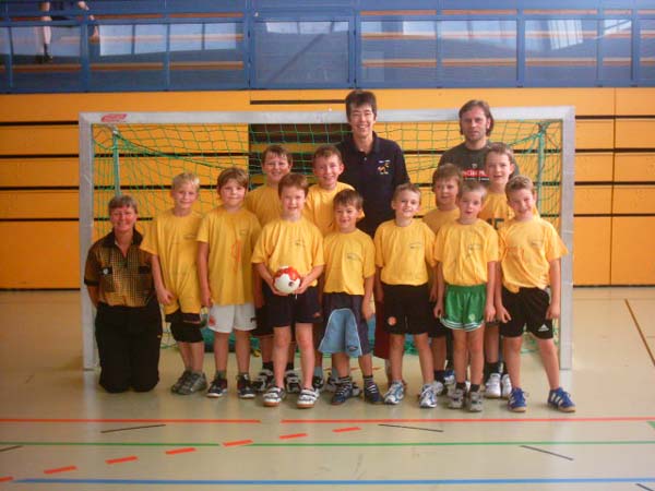 männliche/weibliche F-Jugend    6-8 Jahre