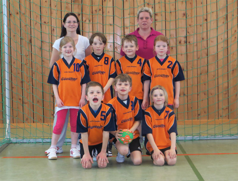 männliche/weibliche F-Jugend    6-8 Jahre